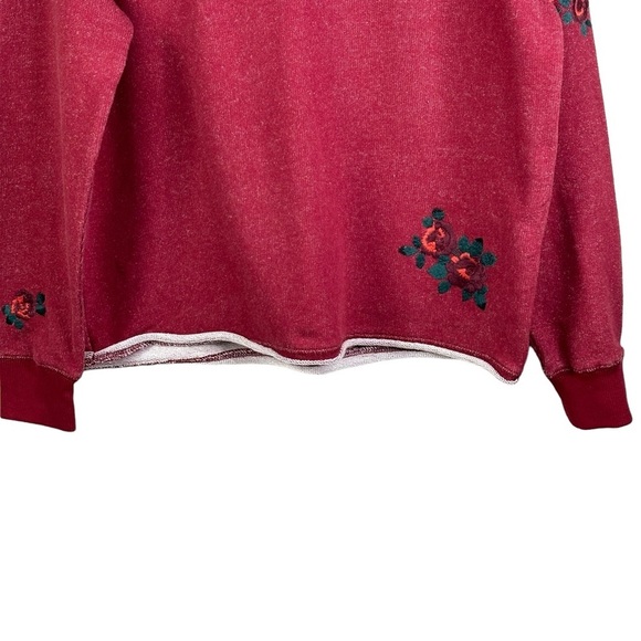 New Burgandy Sweatshirt with Gorgeous Embroidered Roses Size Small NEW - Picture 10 of 13